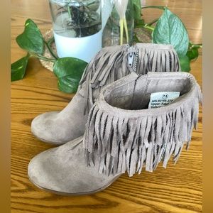 Fringe Booties Size 7.5